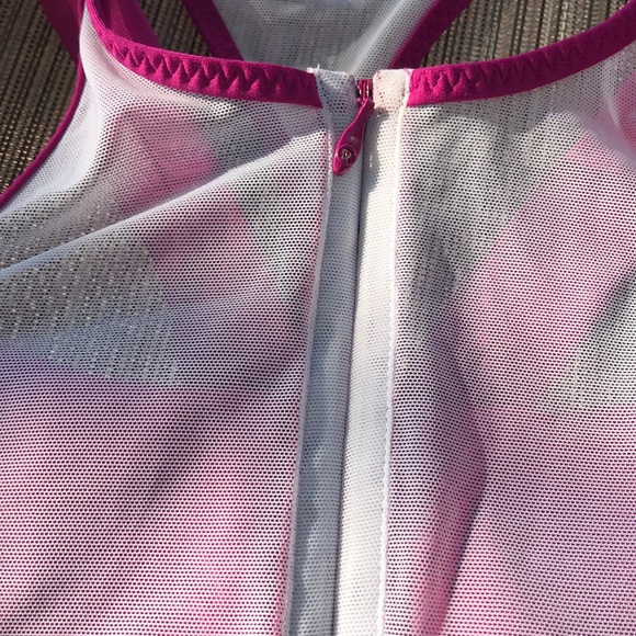 👋Lululemon Ready, Set, Sweat Bra Size 6 - Picture 3 of 7